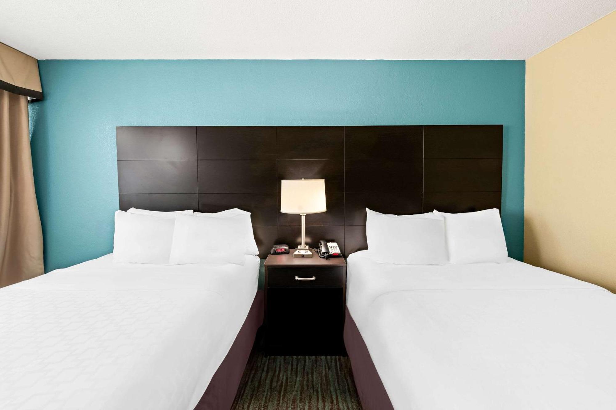 Quality Inn Dayton Airport Englewood Exterior foto