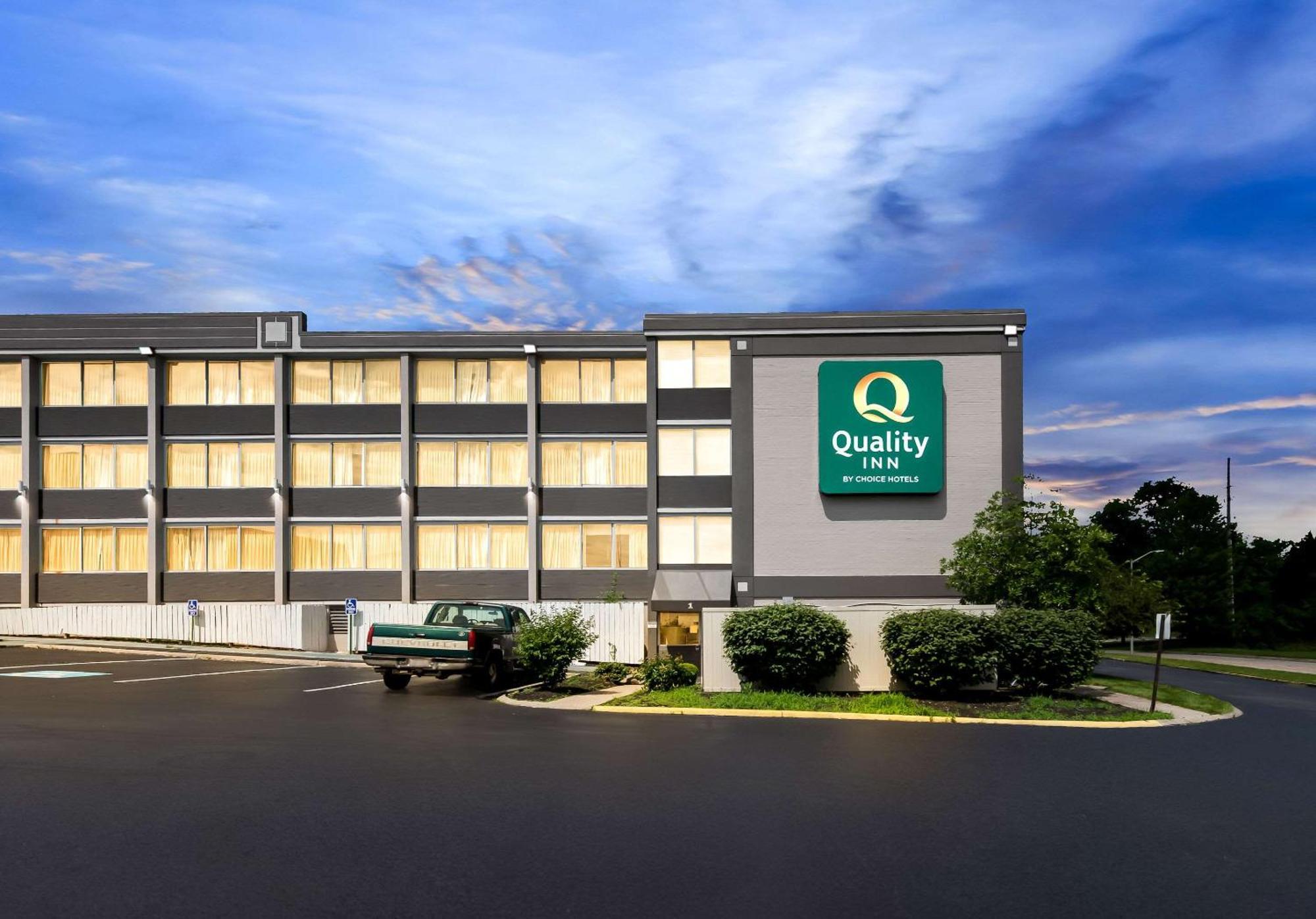 Quality Inn Dayton Airport Englewood Exterior foto